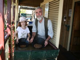 The Miner's Cottage - Accommodation QLD 0