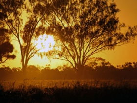 Lake Houdraman - Accommodation QLD 0