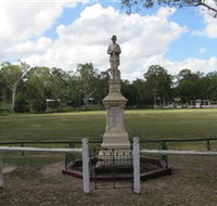 Apple Tree Creek War Memorial - Accommodation QLD