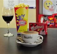 Mansfield Armchair Cinema - Accommodation QLD