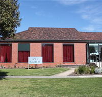 Joel Gallery - Accommodation QLD