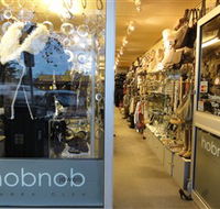 Hobnob Jewels - Accommodation QLD