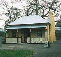 Adam Lindsay Gordon Cottage - Accommodation QLD