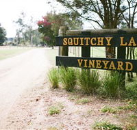 Squitchy Lane Vineyard - Accommodation QLD