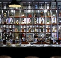Shirt Bar - Accommodation QLD