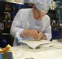 Lindt Maitre Chocolatier - Accommodation QLD