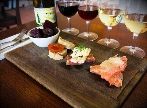 Fowles Wine - Accommodation QLD 1