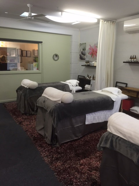 Aromatherapy In Action - Accommodation QLD 2