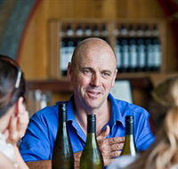 Lowe Wines - Accommodation QLD