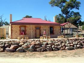 Uleybury Wines - Accommodation QLD 0