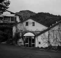 Amphora Wine Group - Accommodation QLD