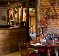 Jones Winery  Vineyard Cafe - Accommodation QLD