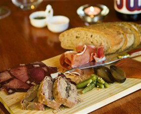 Jones Winery & Vineyard Cafe - Accommodation QLD 2