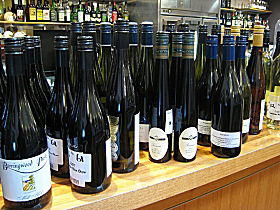Three Wishes Vineyard - Accommodation QLD 0