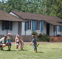 La Trobe's Cottage - Accommodation QLD
