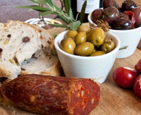 Politini Wines - Accommodation QLD 2