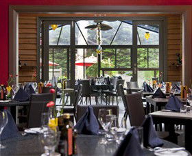 Oakdene Vineyards Restaurant And Cellar Door - Accommodation QLD 2