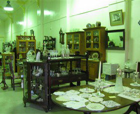 Glenleigh Antiques - Accommodation QLD 0
