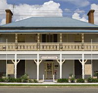 Glenara Gallery - Accommodation QLD