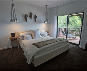 Feathertop Winery - Accommodation QLD 6