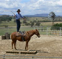 Boggy Creek Shows - Accommodation QLD