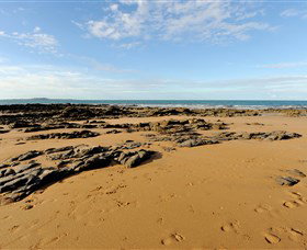 Canoe Point Beach And Parklands - Accommodation QLD 1