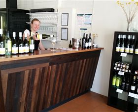 Billy Button Wines - Accommodation QLD 0