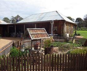 Rollonin Cafe - Accommodation QLD 1
