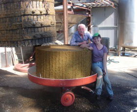 Helm Wines - Accommodation QLD 6