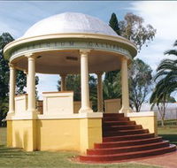 Kingaroy Soldiers Memorial Rotunda - Accommodation QLD
