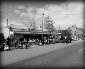 Poachers Way - Accommodation QLD 6