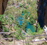 Carlotta Arch walking track - Accommodation QLD