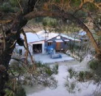 Pyramids Road Wines - Accommodation QLD