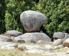 Balancing Rock - Accommodation QLD 0