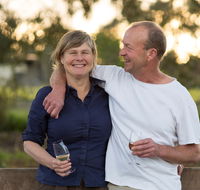 Quealy Winemakers - Accommodation QLD
