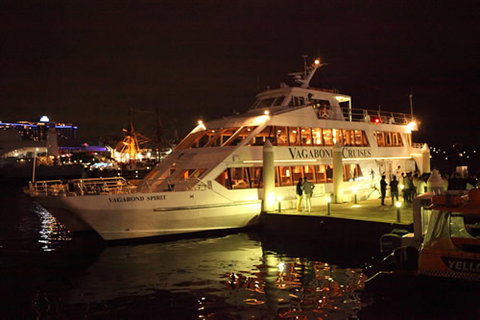 Vagabond Cruises - Accommodation QLD 8