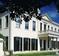 Elizabeth Bay house - Accommodation QLD