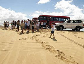Port Stephens 4WD Tours - Accommodation QLD 0