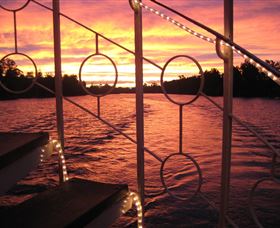 Hawkesbury Paddlewheeler - Accommodation QLD 1