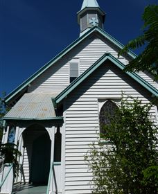 Saint Peter's Anglican Church - Accommodation QLD 0