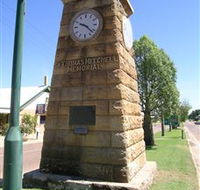 Major Mitchell Memorial - Accommodation QLD