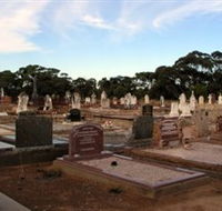 Langhorne Creek Cemetery - Accommodation QLD