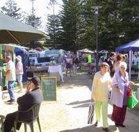 Goolwa Wharf Markets - Accommodation QLD