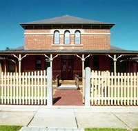 Wentworth Courthouse - Accommodation QLD