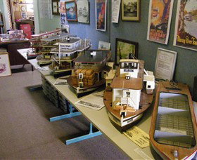 Wentworth Model Paddlesteamer Display - Accommodation QLD 1