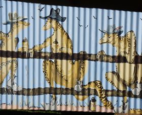 Jericho Murals - Accommodation QLD 0