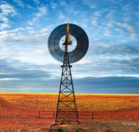 Paul Arnold Gallery - Accommodation QLD