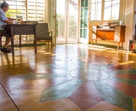 Myilly Point Heritage Precinct - Accommodation QLD 6