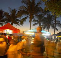 Mindil Beach Sunset Markets - Accommodation QLD