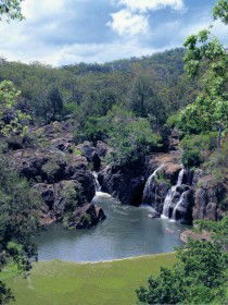 Little Millstream Falls - Accommodation QLD 0